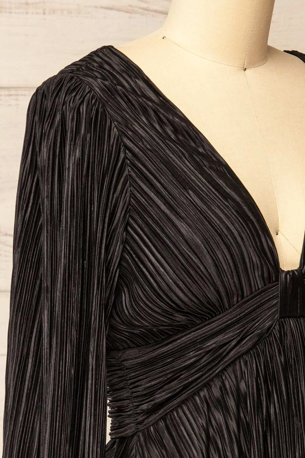 Bromsgrove | Short Black Pleated Dress w/ Long Sleeves