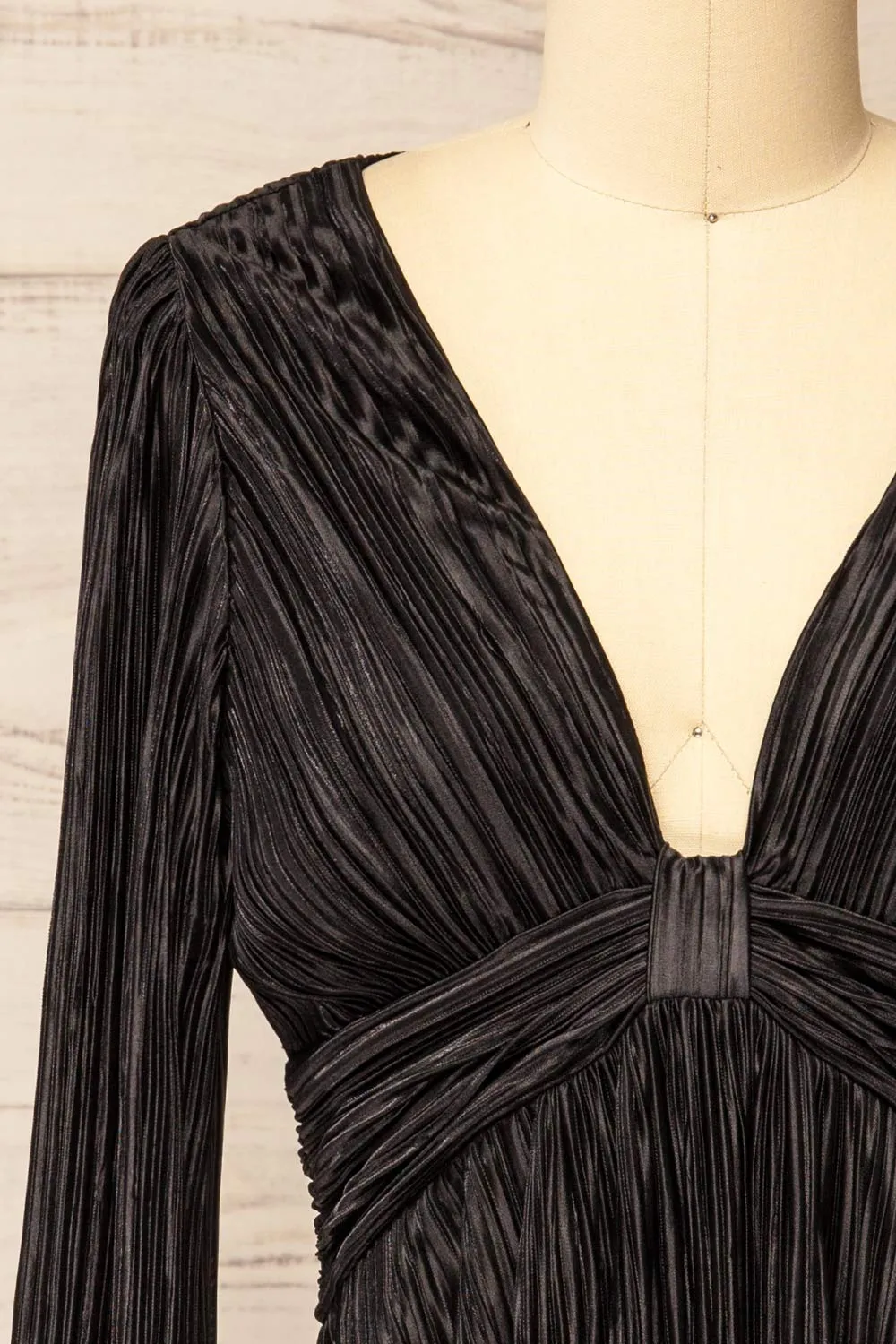 Bromsgrove | Short Black Pleated Dress w/ Long Sleeves