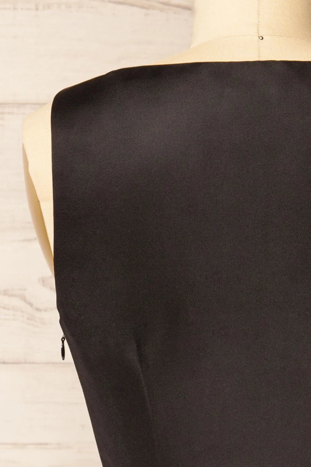 Evesham | Short Black Dress w/ Ribbon Belt