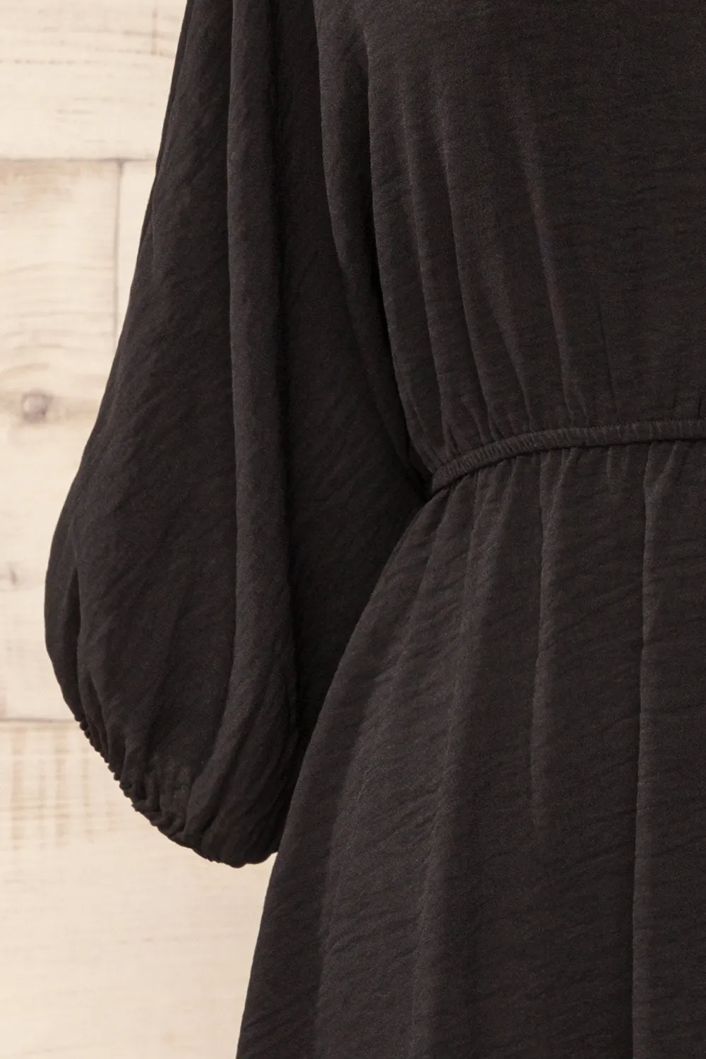 Fordwich | Short Black Dress w/ Batwing Sleeves