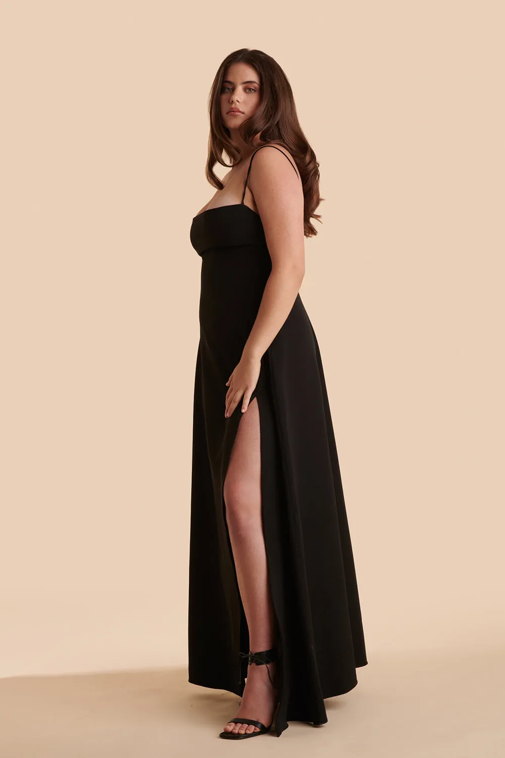 Izabella Red | A-line Maxi Dress w/ Open Back