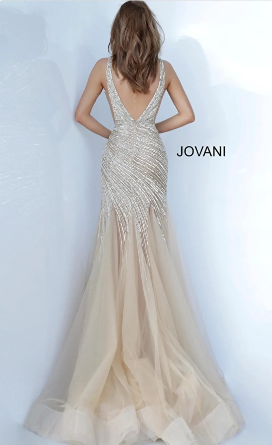 JOVANI 4741