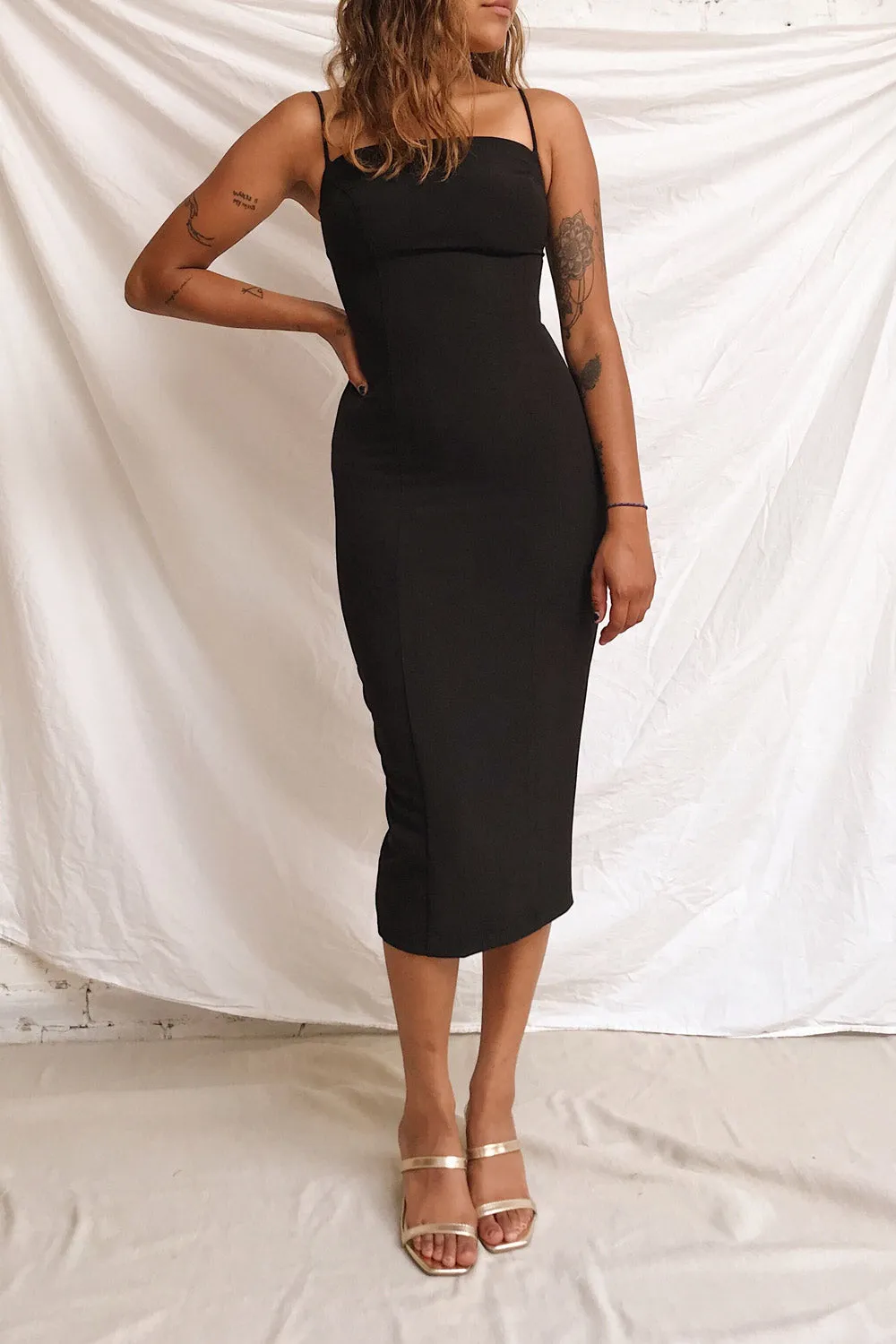 Kavala Black | Fitted Midi Dress