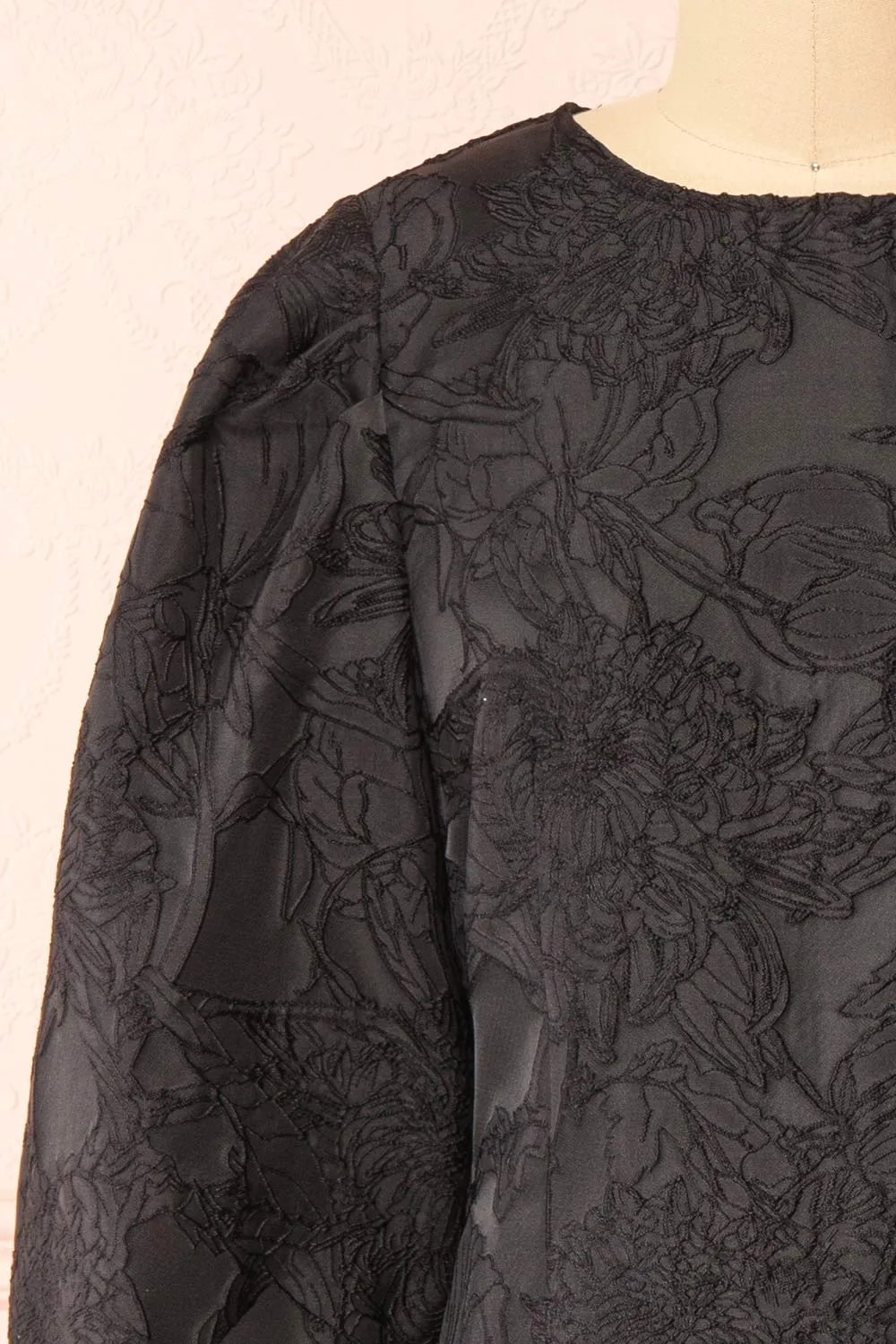 Lyrilla| Short Loose Embroidered Black Dress