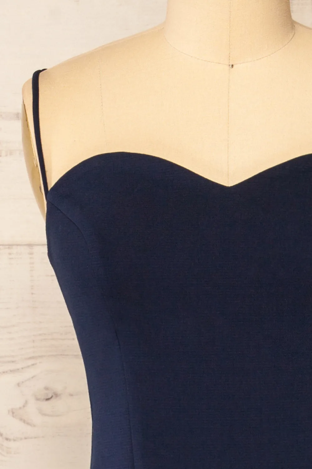 Miira Navy | Fitted Midi Dress w/ Sweetheart Neckline