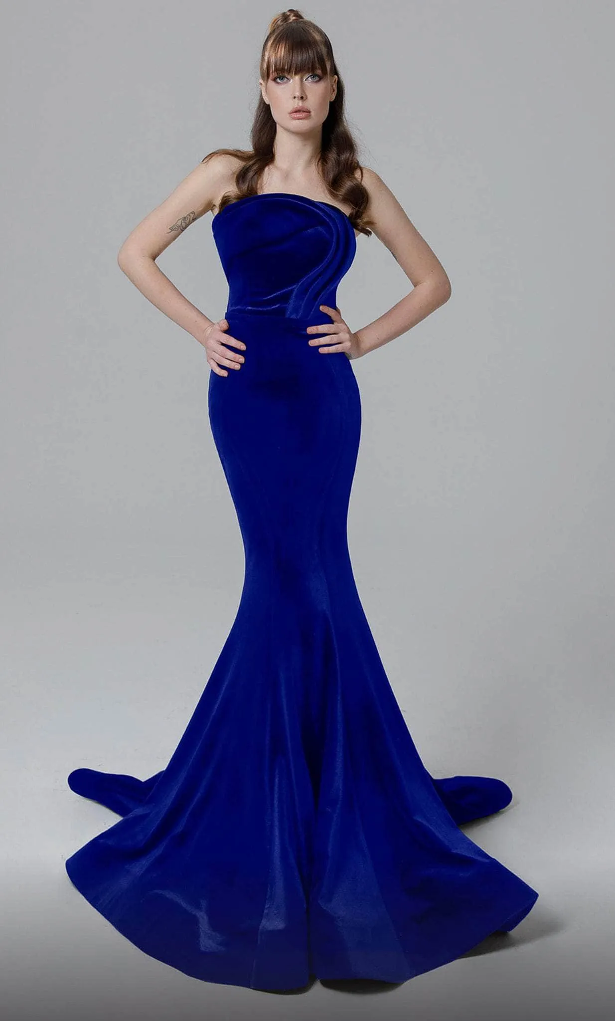 MNM Couture N0450 DRESS