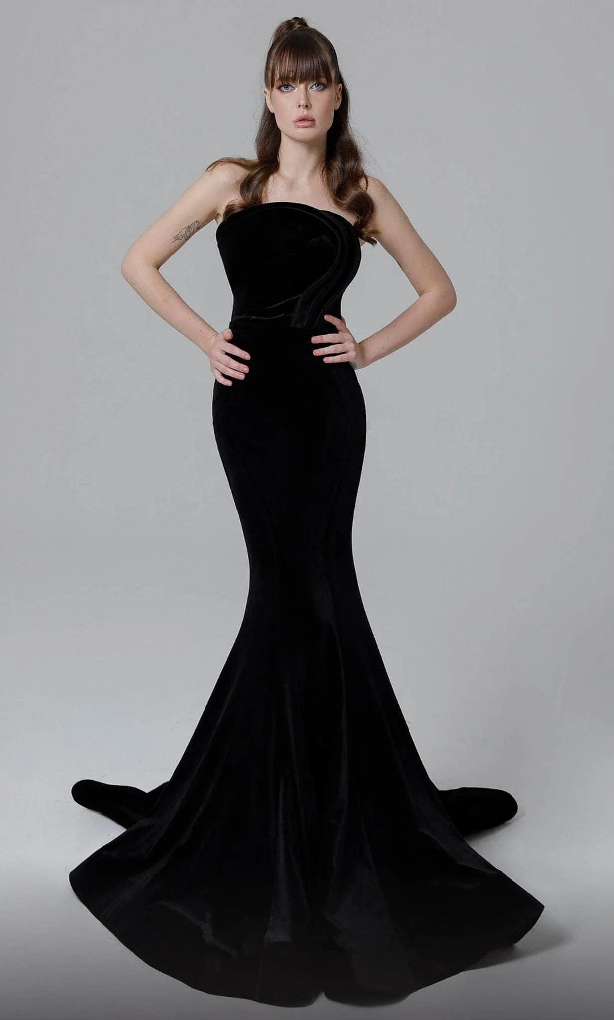 MNM Couture N0450 DRESS