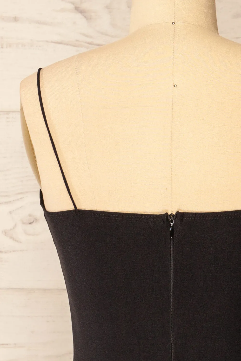 Mystik | Fitted Short Black Dress