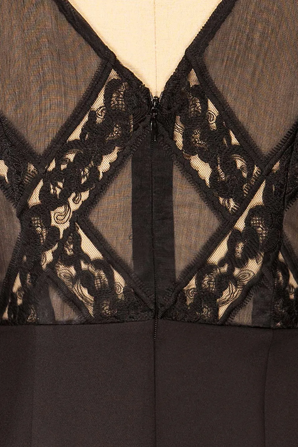 Nanterre | Short Black Dress w/ Lace Sleeves