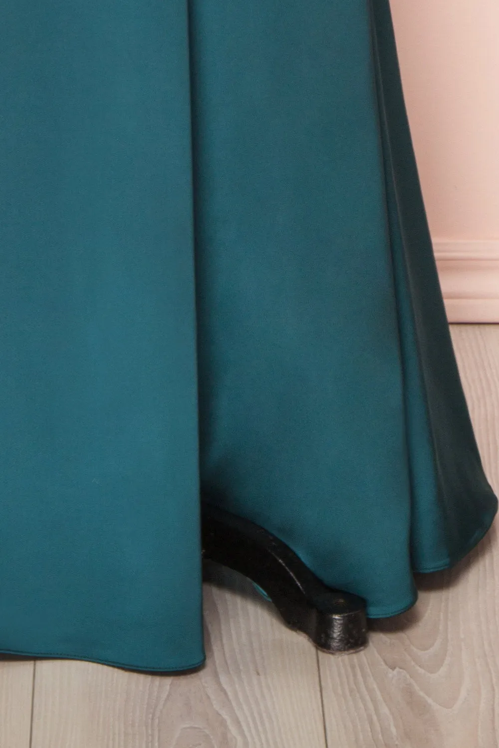 Naomie Emerald | Silky Mermaid Gown