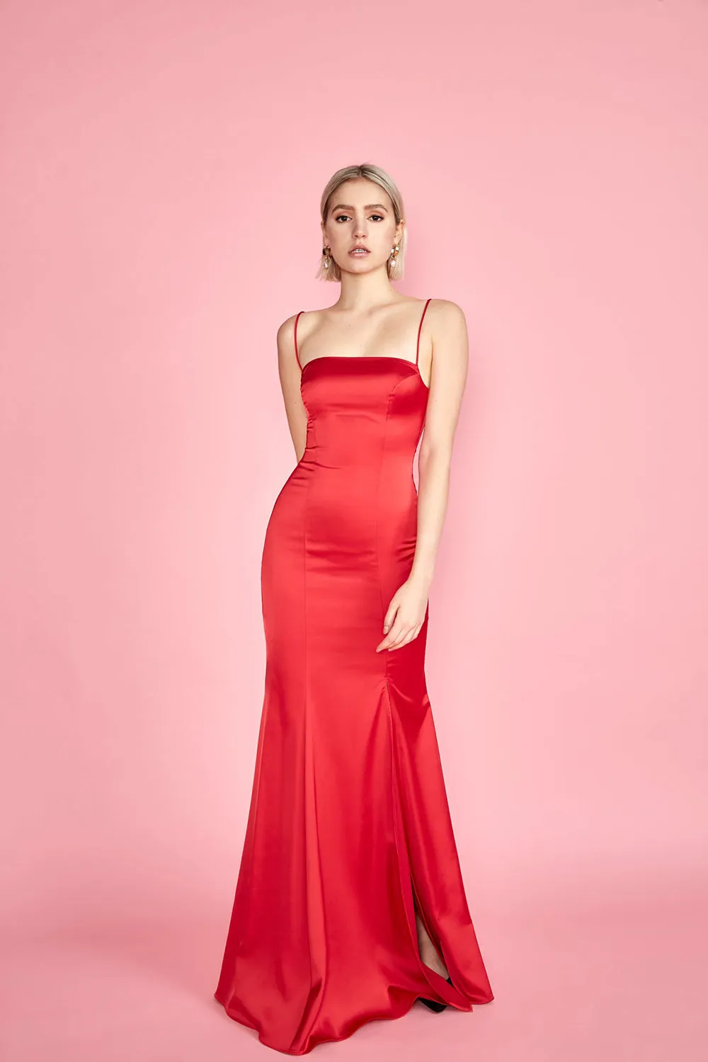 Naomie Red | Silky Mermaid Gown