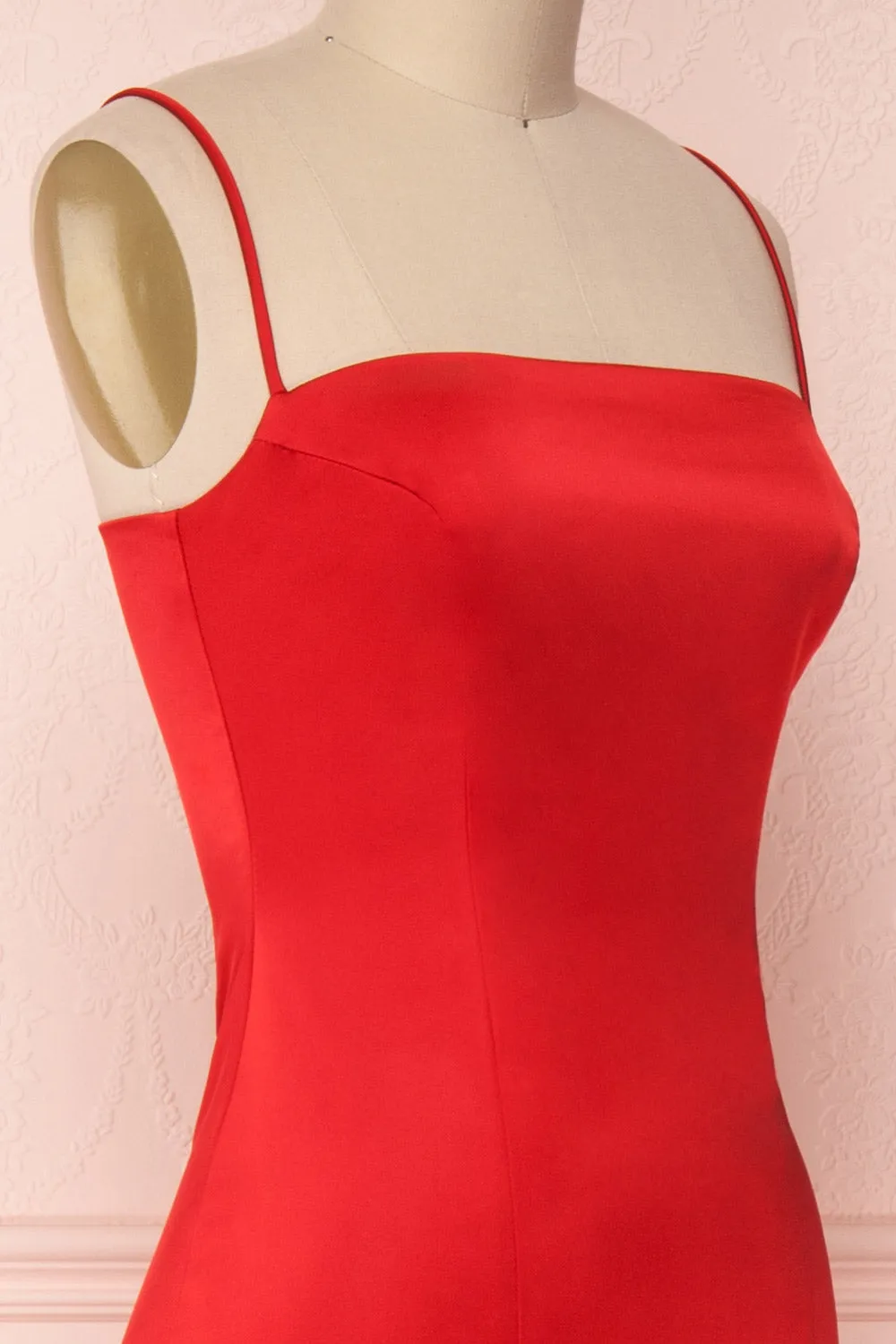 Naomie Red | Silky Mermaid Gown
