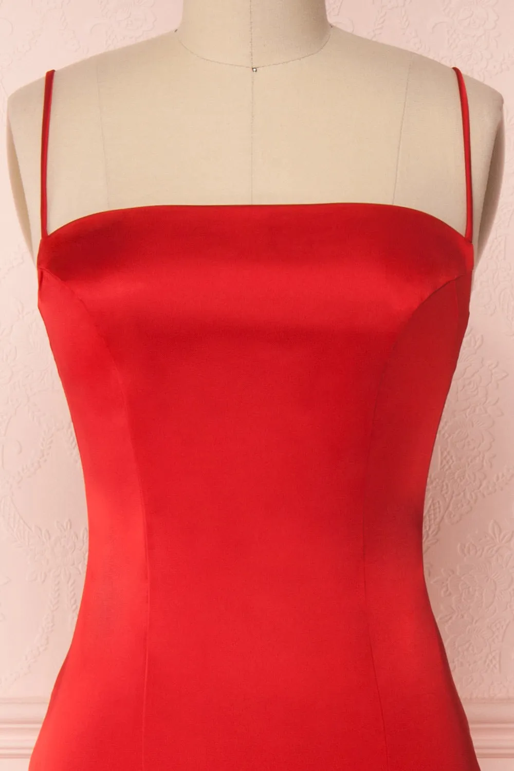 Naomie Red | Silky Mermaid Gown