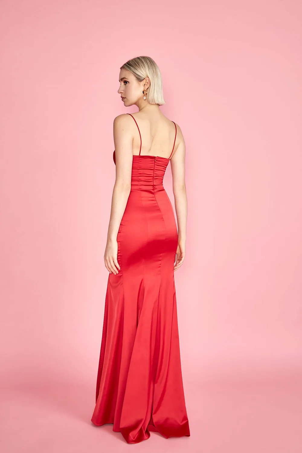 Naomie Red | Silky Mermaid Gown