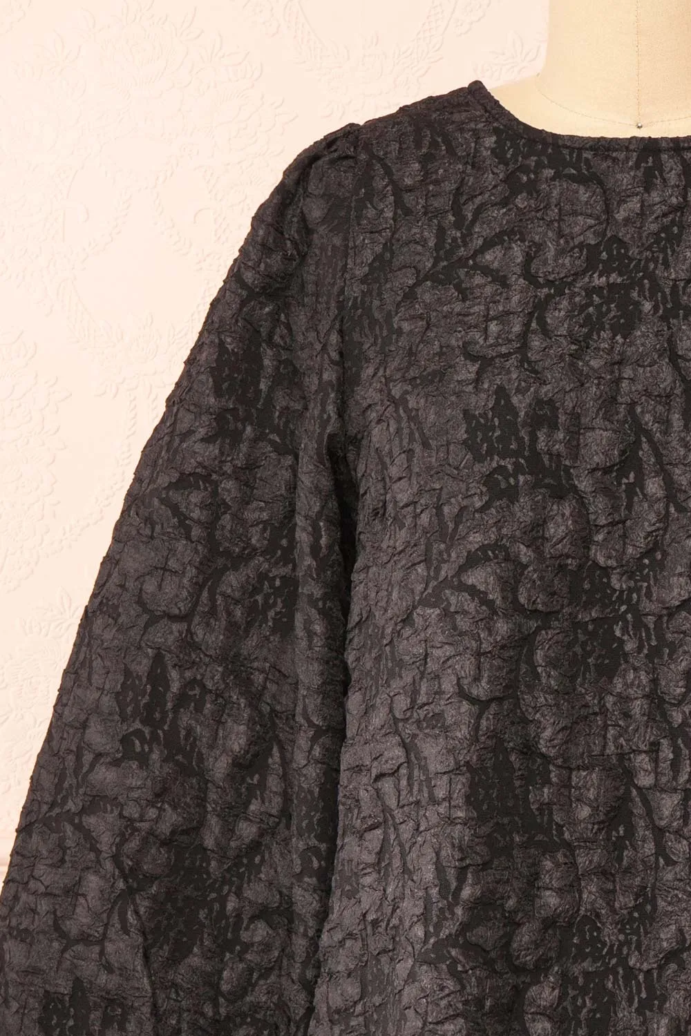 Valoria Black | Short Black Dress w/ Puff Sleeves